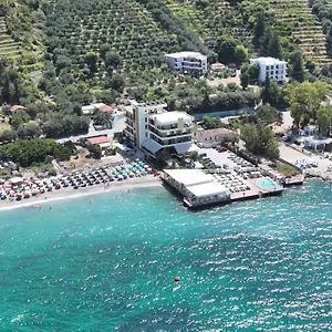 Paradise 4* Radhimë