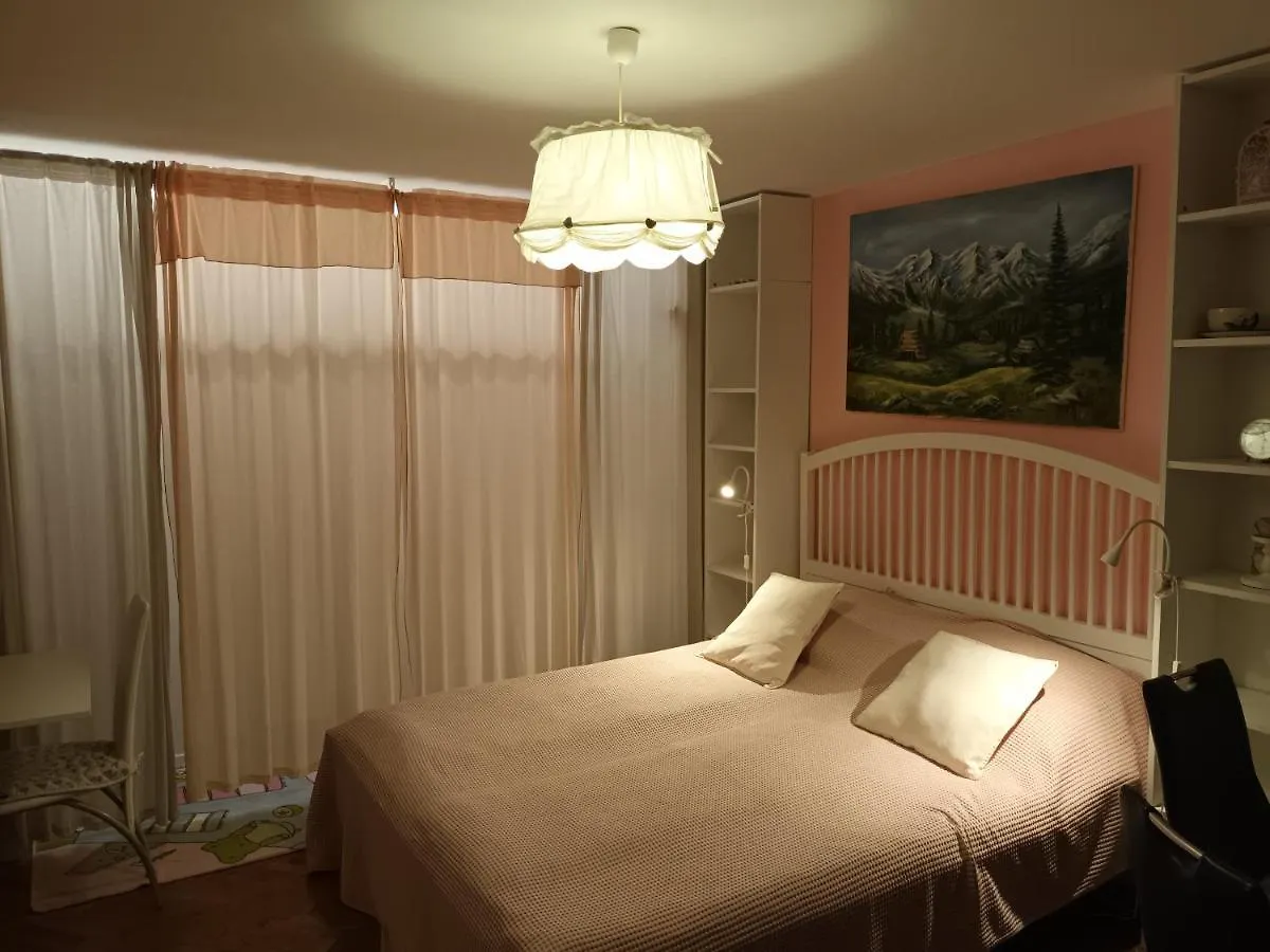 Guest house Holiday Rooms & Apartments In The Rosy Garden Ljubljana