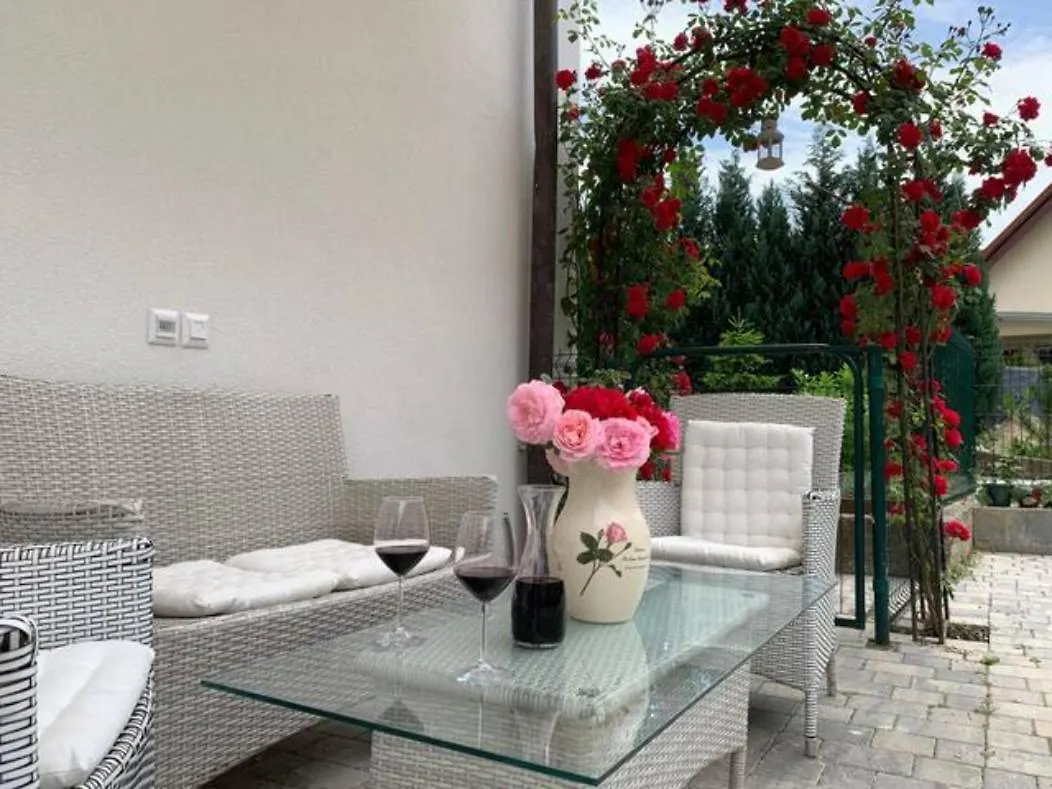 *** Guest house Holiday Rooms & Apartments In The Rosy Garden Ljubljana Slovenia