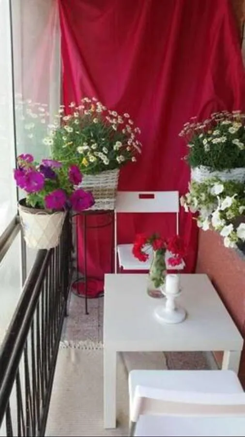 Holiday Rooms & Apartments In The Rosy Garden Laibach