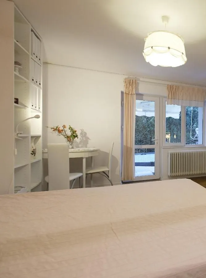 Holiday Rooms & Apartments In The Rosy Garden Laibach 3*,  Slowenien